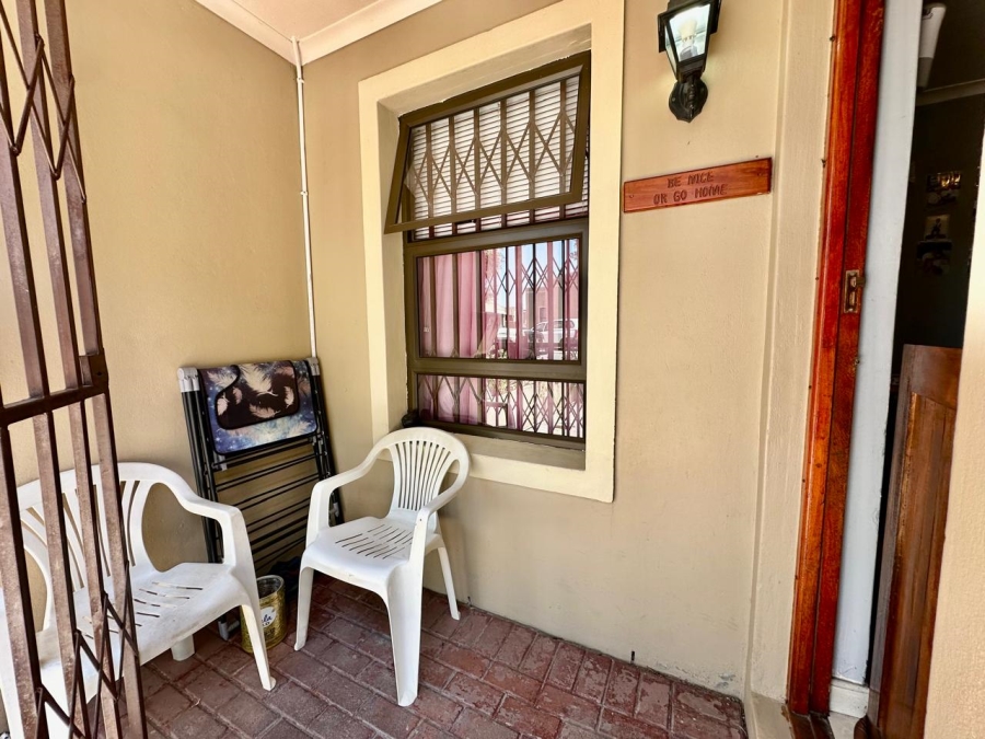 2 Bedroom Property for Sale in Bardale Village Western Cape
